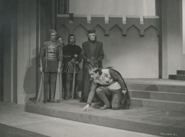 Photo from the play 