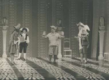 Photo from the play 