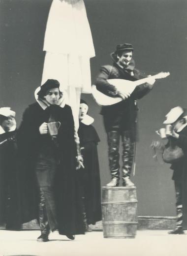 Photo from the play 