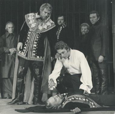 Photo from the play 