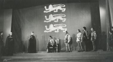 Photo from the play 