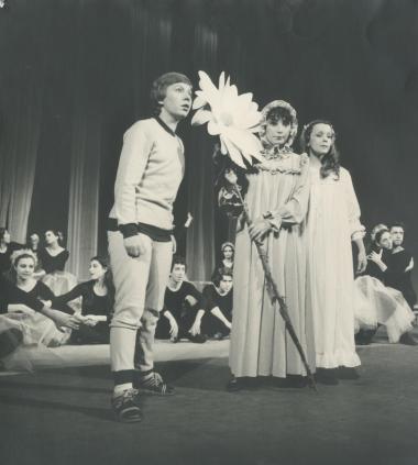 Photo from the play 