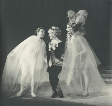 Photo from the play 