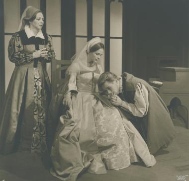 Photo from the play 