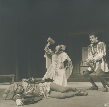 Photo from the play 