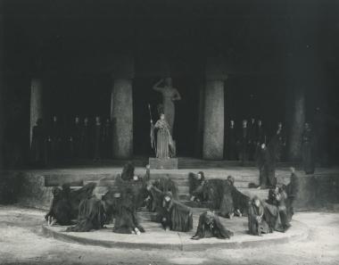 Photo from the play 