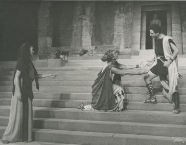 Photo from the play 