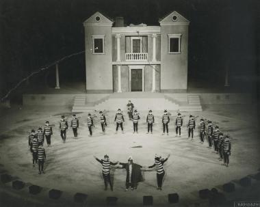 Photo from the play 