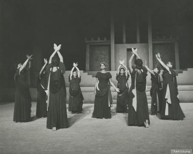 Photo from the play 