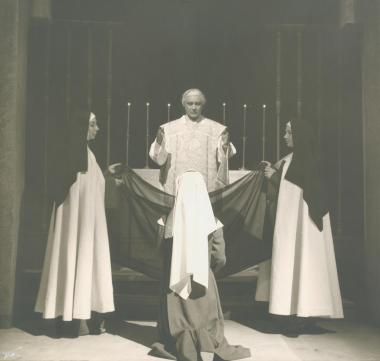 Photo from the play 