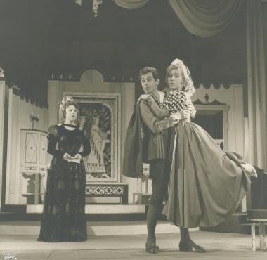 Photo from the play 