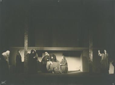 Photo from the play 