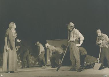 Photo from the play 