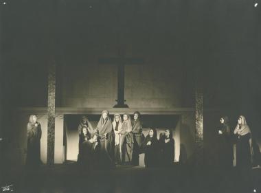Photo from the play 