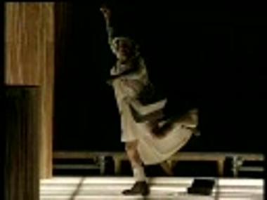 Μαγνητοσκόπηση της παράστασης 