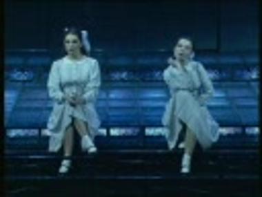 Τμήμα μαγνητοσκόπησης από την παράσταση 