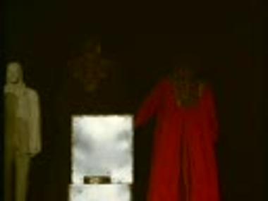 Τμήμα μαγνητοσκόπησης από την παράσταση 