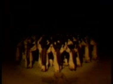 Τμήμα μαγνητοσκόπησης από την παράσταση 