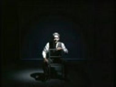 Τμήμα μαγνητοσκόπησης από την παράσταση 