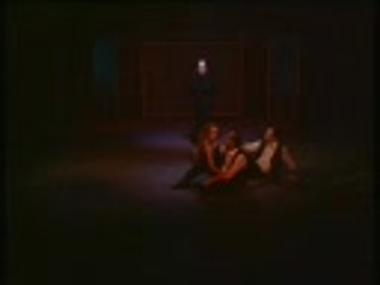 Τμήμα μαγνητοσκόπησης από την παράσταση 