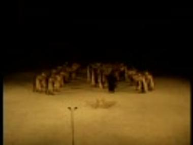 Τμήμα μαγνητοσκόπησης από την παράσταση 