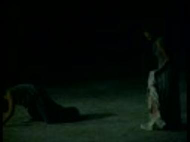 Τμήμα μαγνητοσκόπησης από την παράσταση 