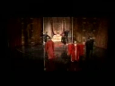 Τμήμα μαγνητοσκόπησης από την παράσταση 