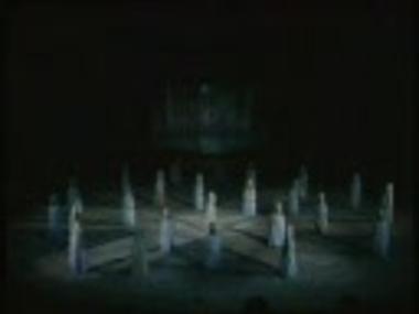 Τμήμα μαγνητοσκόπησης από την παράσταση 