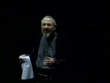 Τμήμα μαγνητοσκόπησης από την παράσταση 