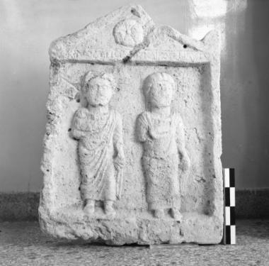 ΕΑΜ 061: Epitaph of Dynamis wife of Dokimos