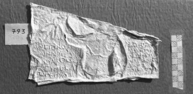 EAM 024: Αναθηματική στον Δία