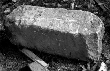 IThrAeg E443: Inscription of indefinable nature