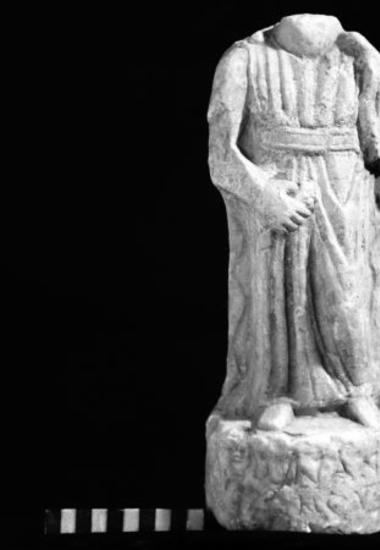 ΕΑΜ 100: Αναθηματική στον Απόλλωνα