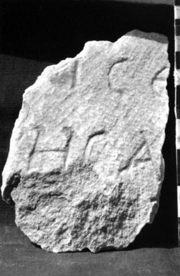 ILeukopetra 179: Fragmentary inscription of uncertain content.