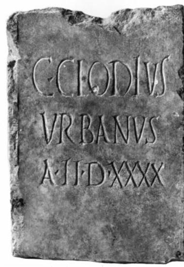 Achaïe II 094: Epitaph of Caius Clodius Urbanus