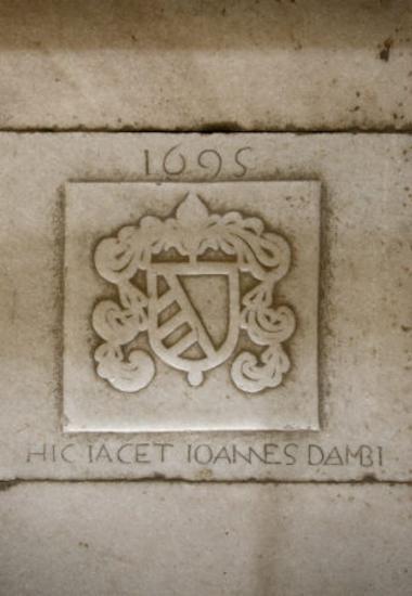 Coat-of-arms of the Dambi family