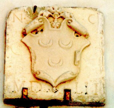 Coat-of-arms of the Crescentio family