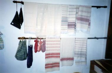 Υφαντική -  Αστικός Συνεταιρισμός Χειροποίητων Παραδοσιακών και μη Προϊόντων