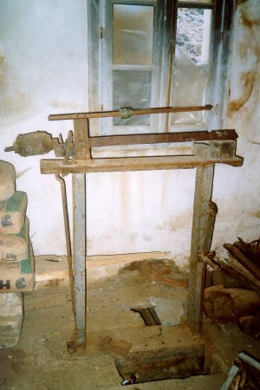 Ορυχεία -  Σμυριδωρυχεία Νάξου