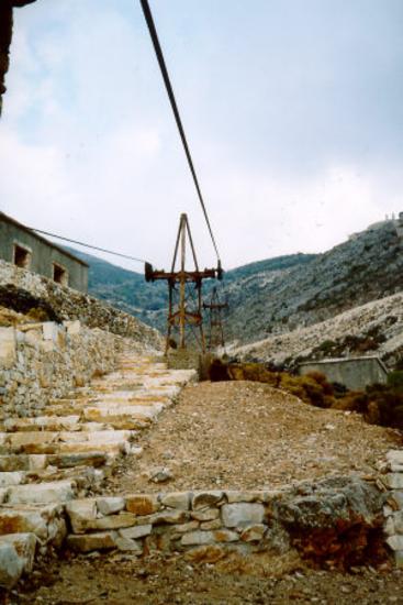 Ορυχεία -  Σμυριδωρυχεία Νάξου