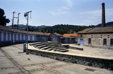 Ελαιοτριβείο -  Κοινοτικό Ελαιοτριβείο Μανταμάδου