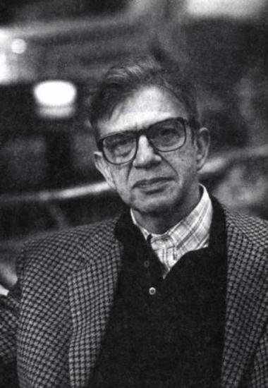 Κουμανταρέας Μένης