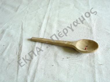 Κουδουνίστρα (''Γκλουνιστήρια'')