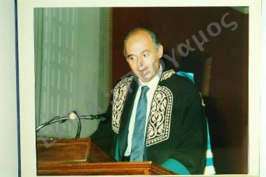 Αναγόρευση σε επίτιμο διδάκτορα του Τμήματος Αρχαιολογίας των καθηγ. κ.κ. Μ. Ανδρόνικου, N. Himmelman, H. Catling, A. Grabar