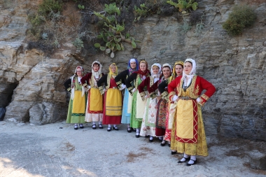 Authentic local costumes from the village of Panagia (1)