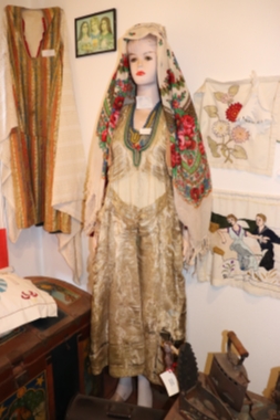 Traditional Thassian house - Costumes