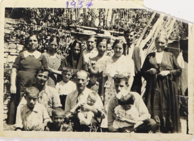 Family memento, Kazaviti, 1937