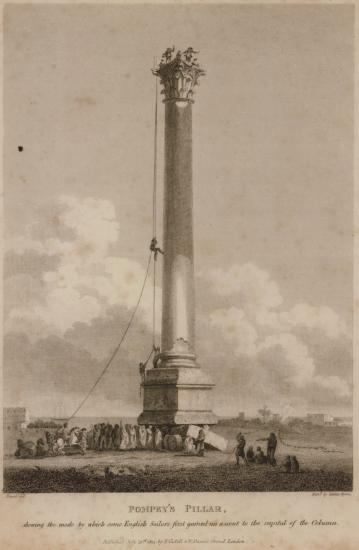 Η Στήλη του Πομπήιου στην Αλεξάνδρεια. Απεικονίζονται oι Άγγλοι ναύτες που ανέβηκαν πρώτοι στην κορυφή της στήλης.