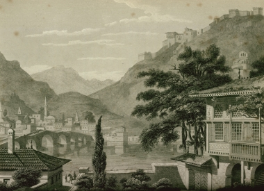 Το κάστρο του Μπερατίου και μουσουλμανικό νεκροταφείο στις όχθες του Άψου ποταμού.