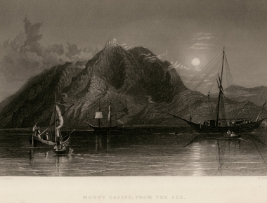 Το Όρος Κάσιος όπως φαίνεται από τη θάλασσα.